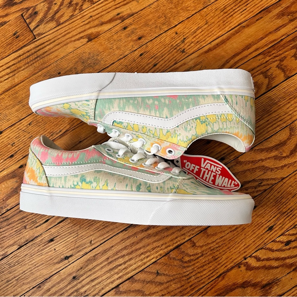 Vans Women's Multicolor Sneakers